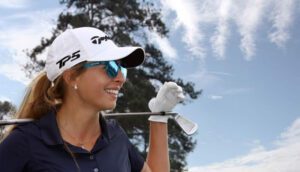 Mua kính chơi golf