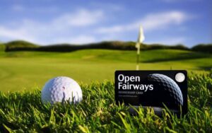 Giá thẻ hội viên chơi golf có đắt không?