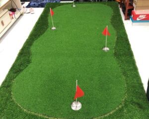 Bộ chơi golf trong nhà là gì?