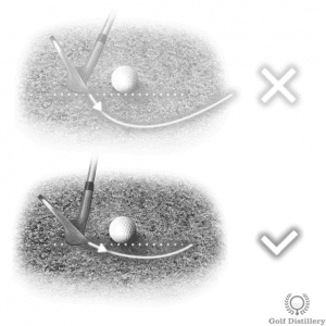 Cách thực hiện một cú đánh từ bãi cát ẩm trong golf 4 bunker shot skim dont dig 300x300 1
